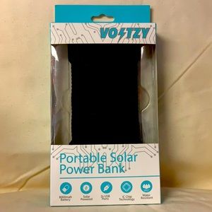 Portable solar power bank